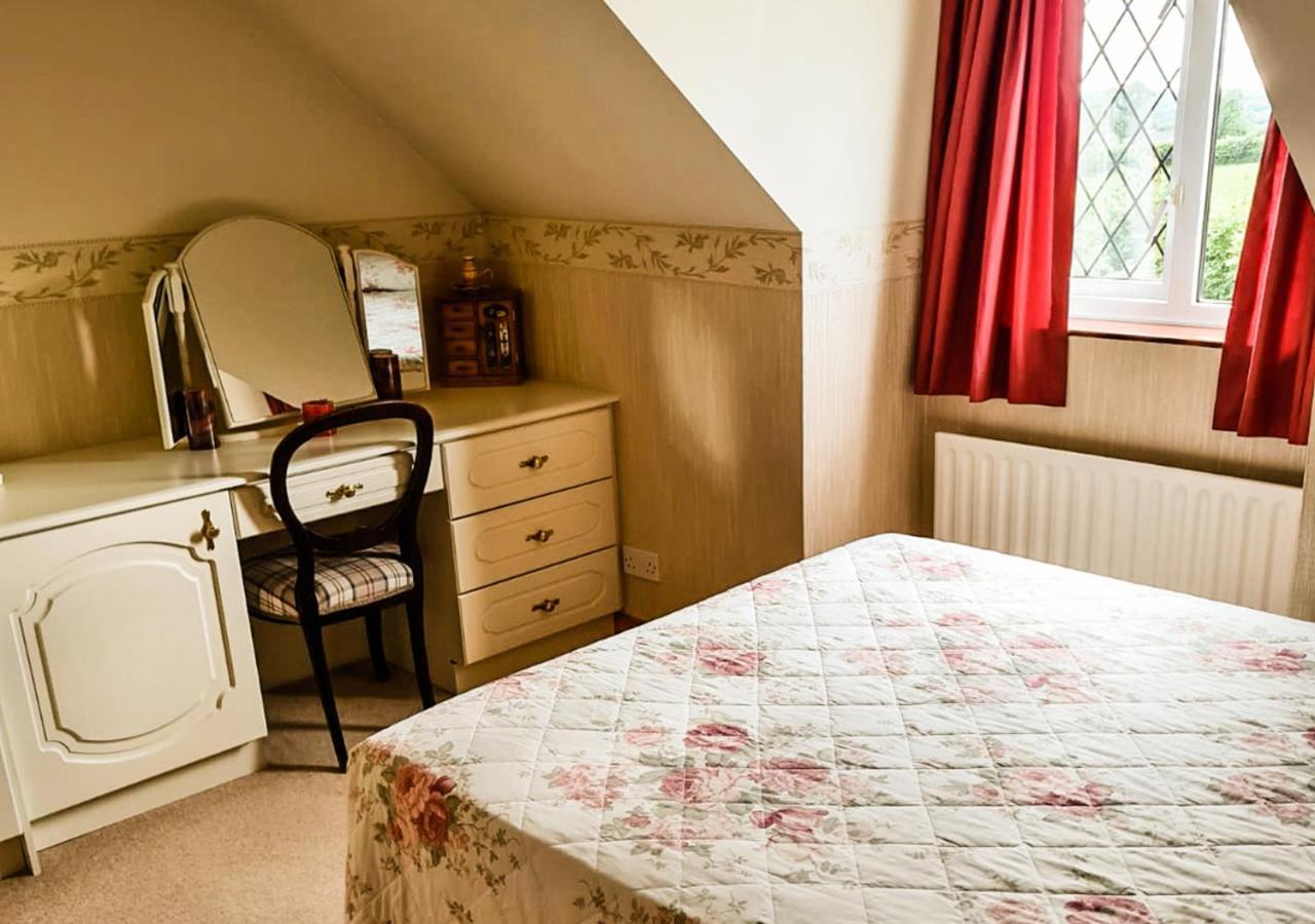 Moat Holiday Rental Lisnaskea Exterior foto